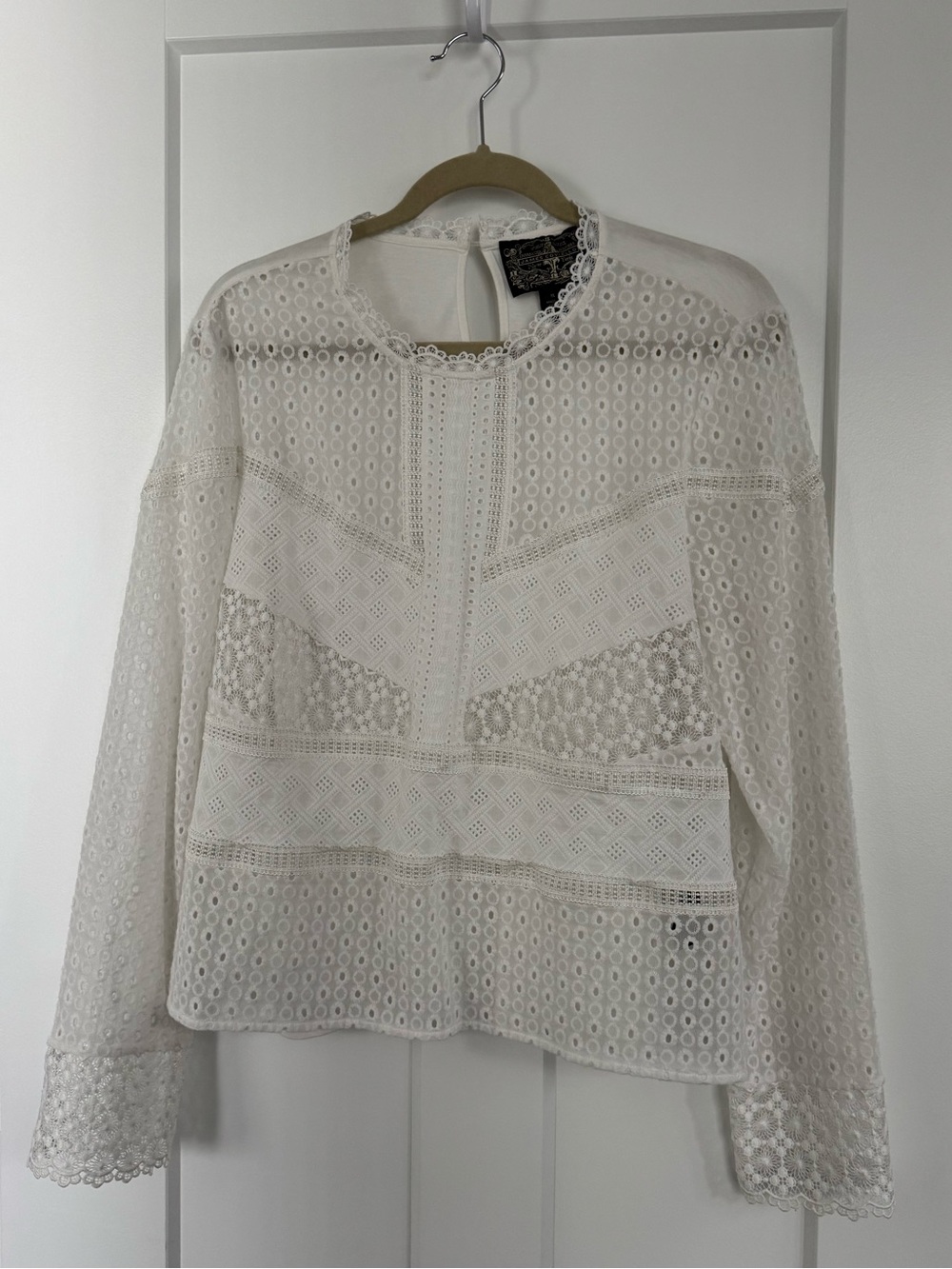 Women's White Crochet Lace Blouse - Long Sleeve